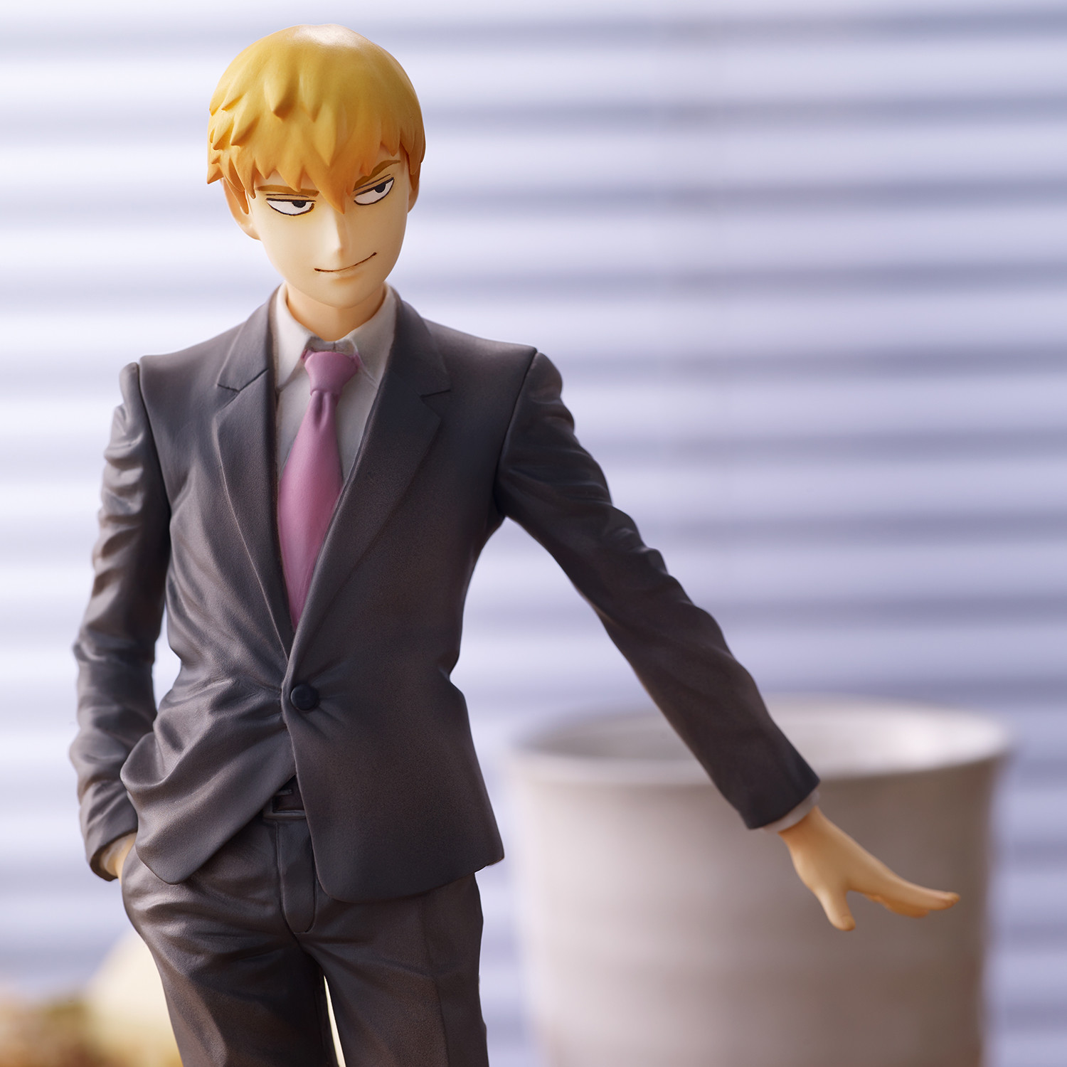 Mob Psycho 100 II - Reigen Arataka (Union Creative International Ltd) photo 13