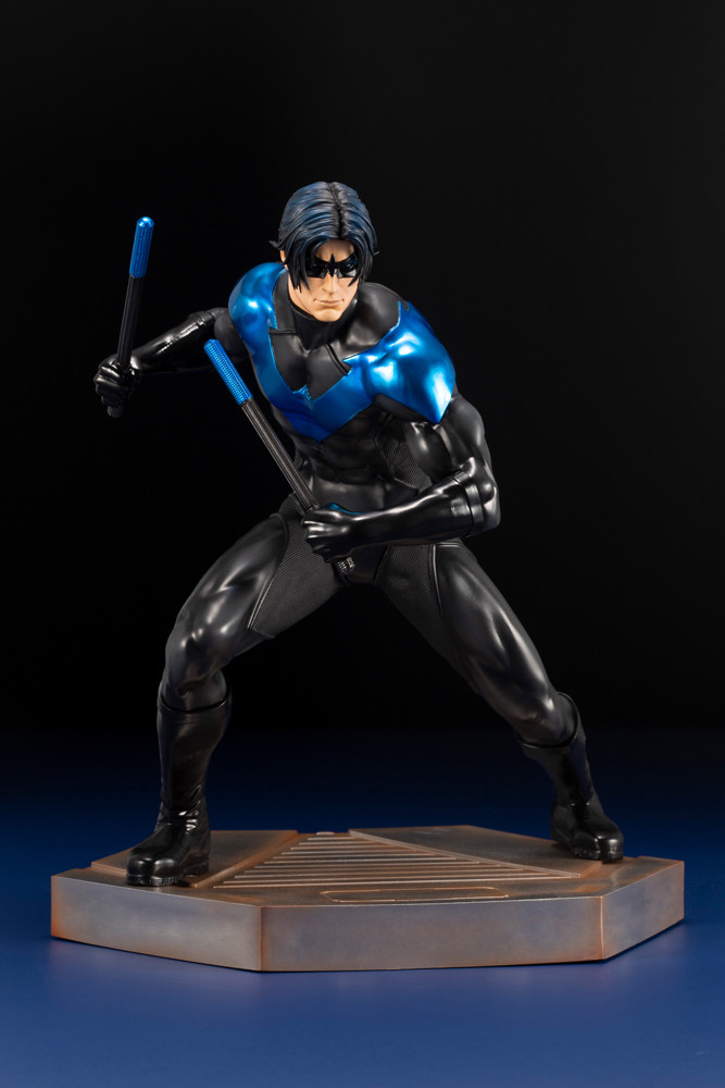 Batman - Nightwing - ARTFX - 1/6 (Kotobukiya) photo 3