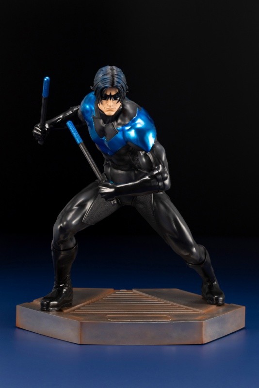 Batman - Nightwing - ARTFX - 1/6 (Kotobukiya) photo 5