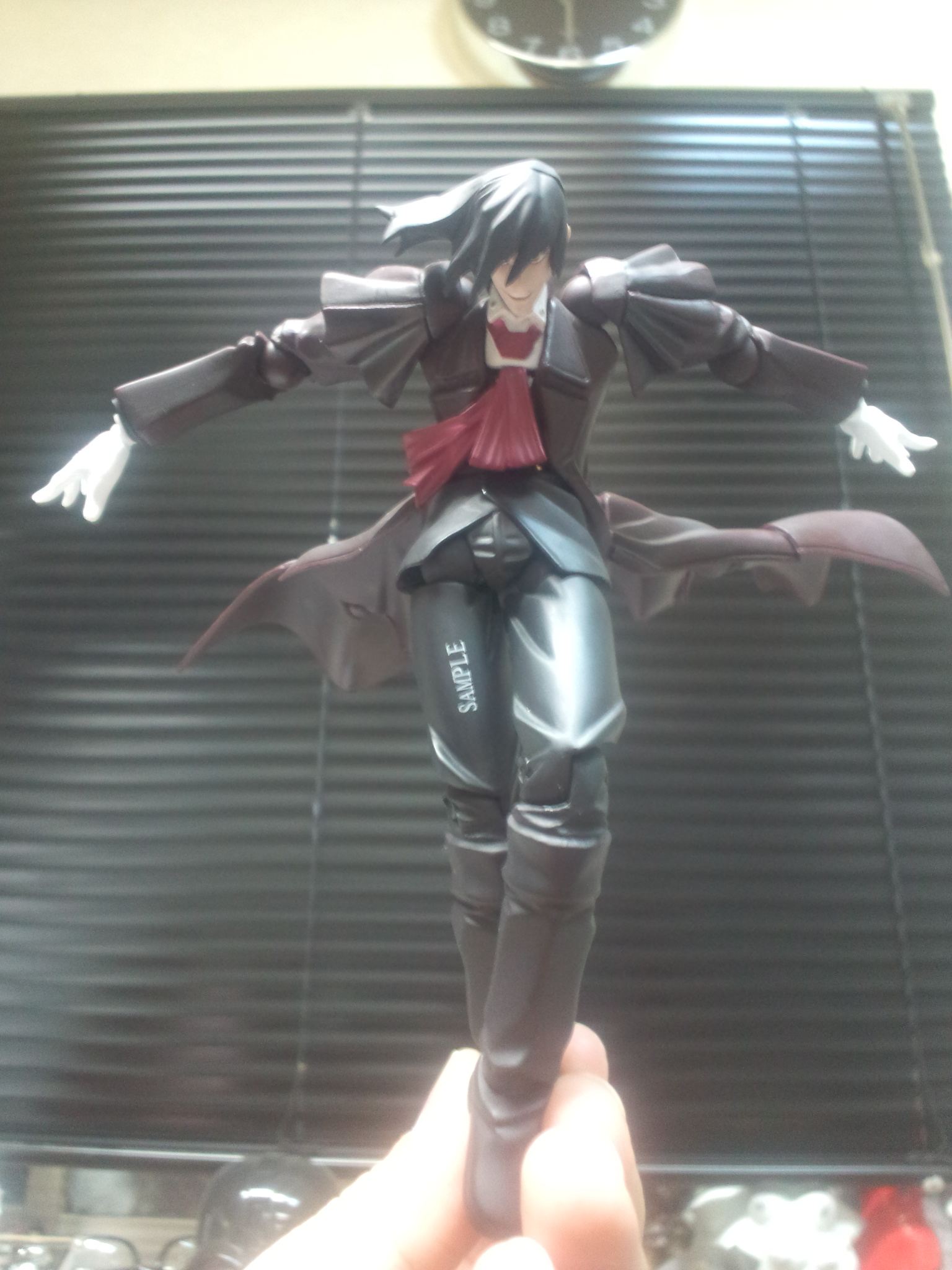 Hellsing - Alucard - Revoltech - 114 (Kaiyodo, Union Creative International Ltd) photo 2