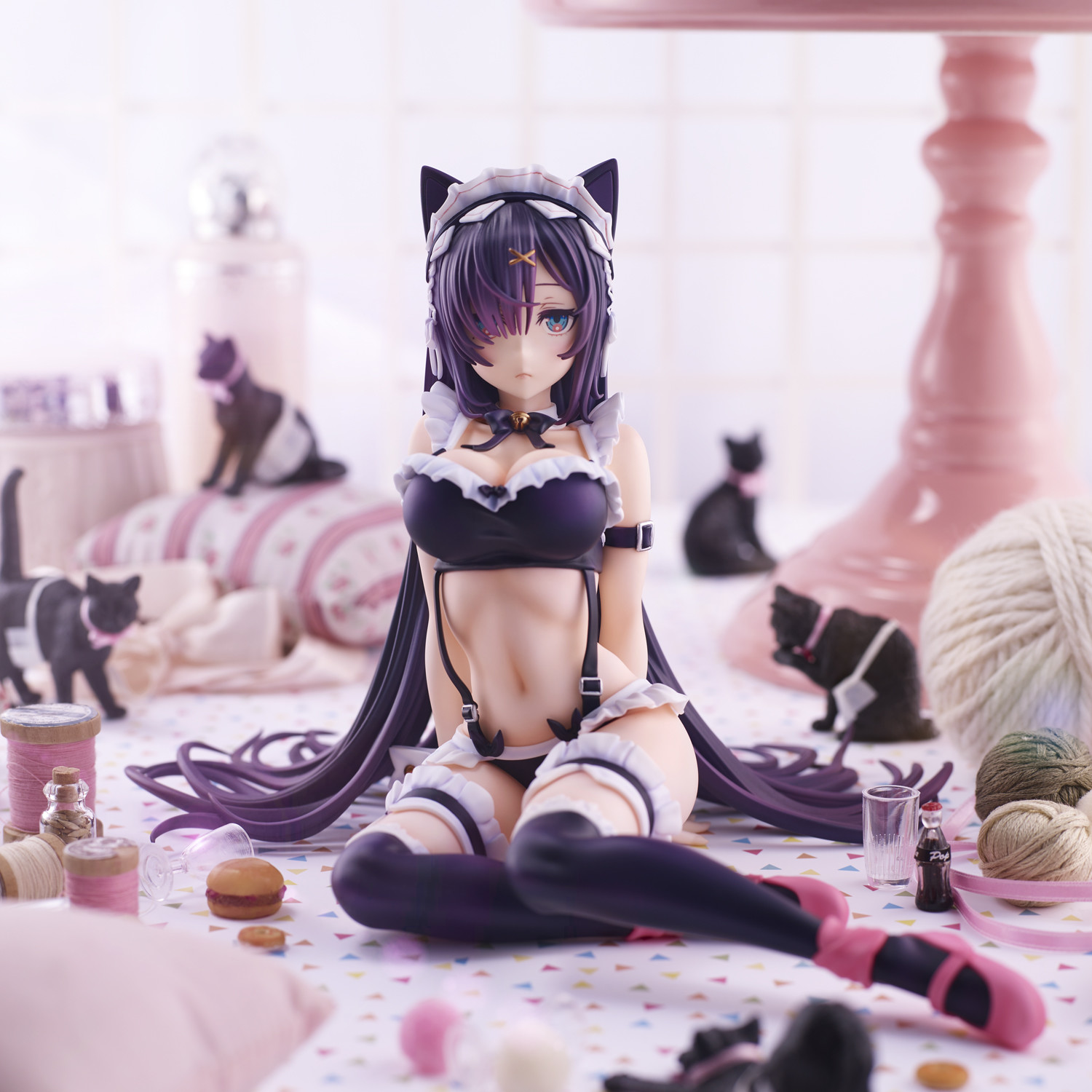 Original - Cat Maid (Union Creative International Ltd)