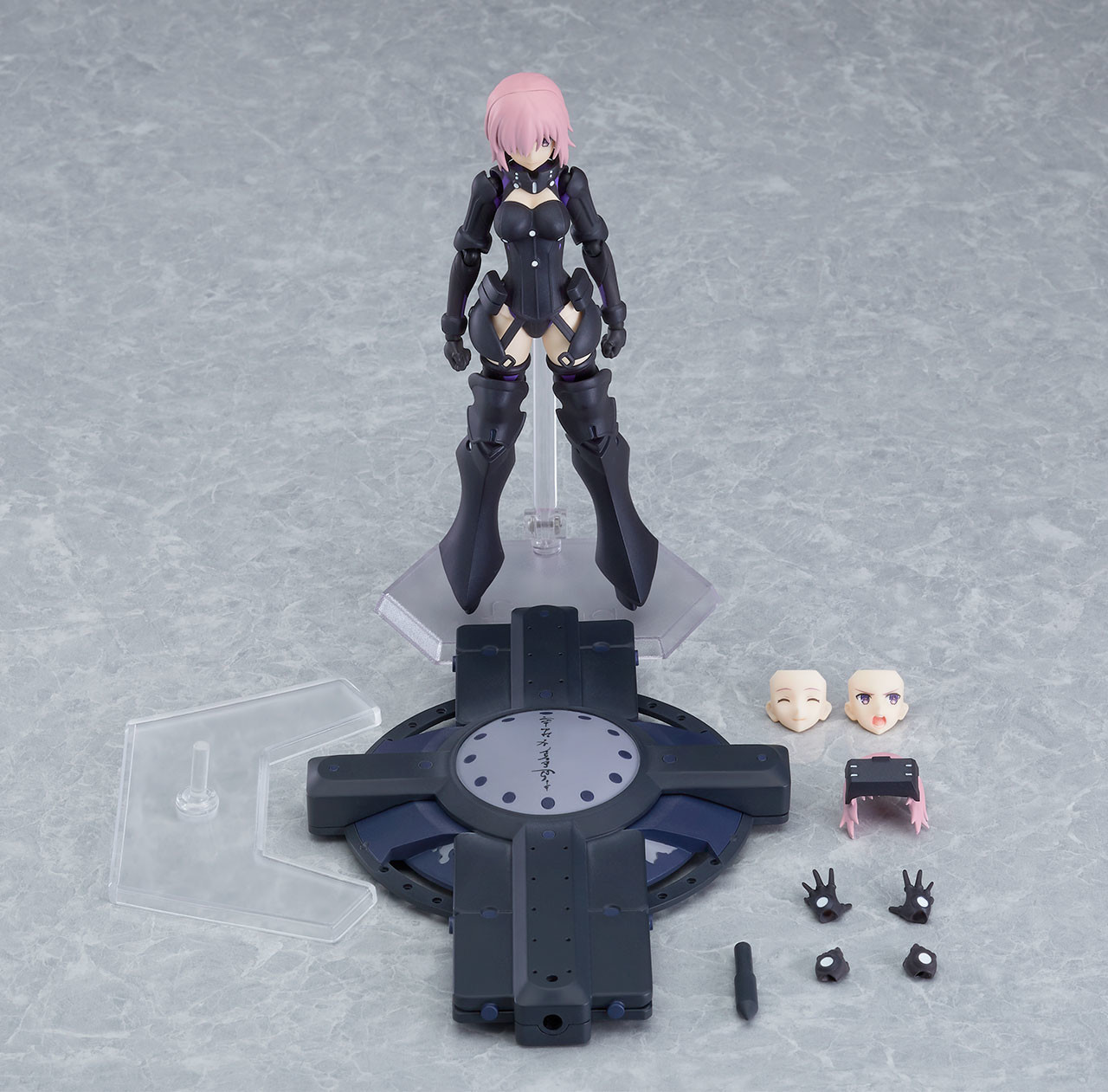 Fate/Grand Order - Mash Kyrielight - Figma  (#502) - Shielder, Ortinax (Max Factory) photo 2