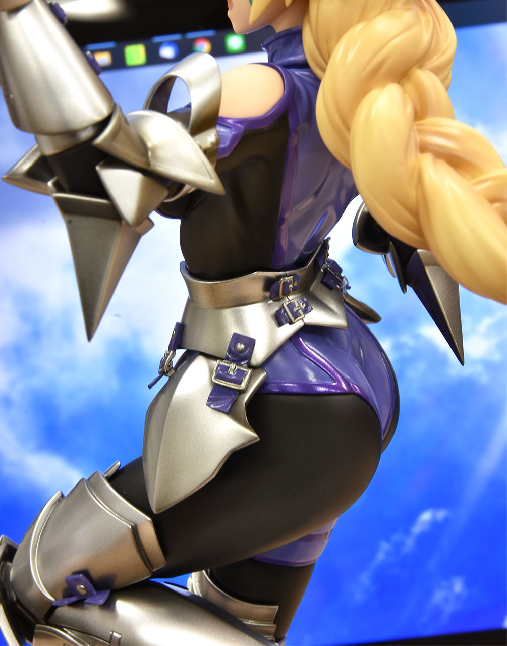 Good Smile Racing - Type-Moon Racing - Jeanne d'Arc - 1/7 - Racing Ver. (Max Factory) photo 3
