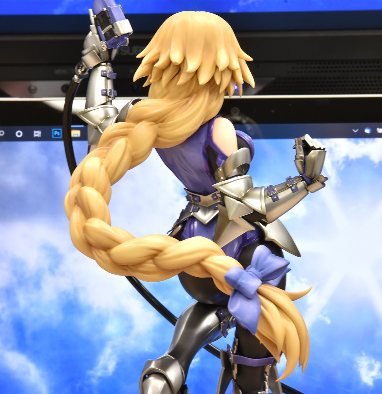 Good Smile Racing - Type-Moon Racing - Jeanne d'Arc - 1/7 - Racing Ver. (Max Factory) photo 6