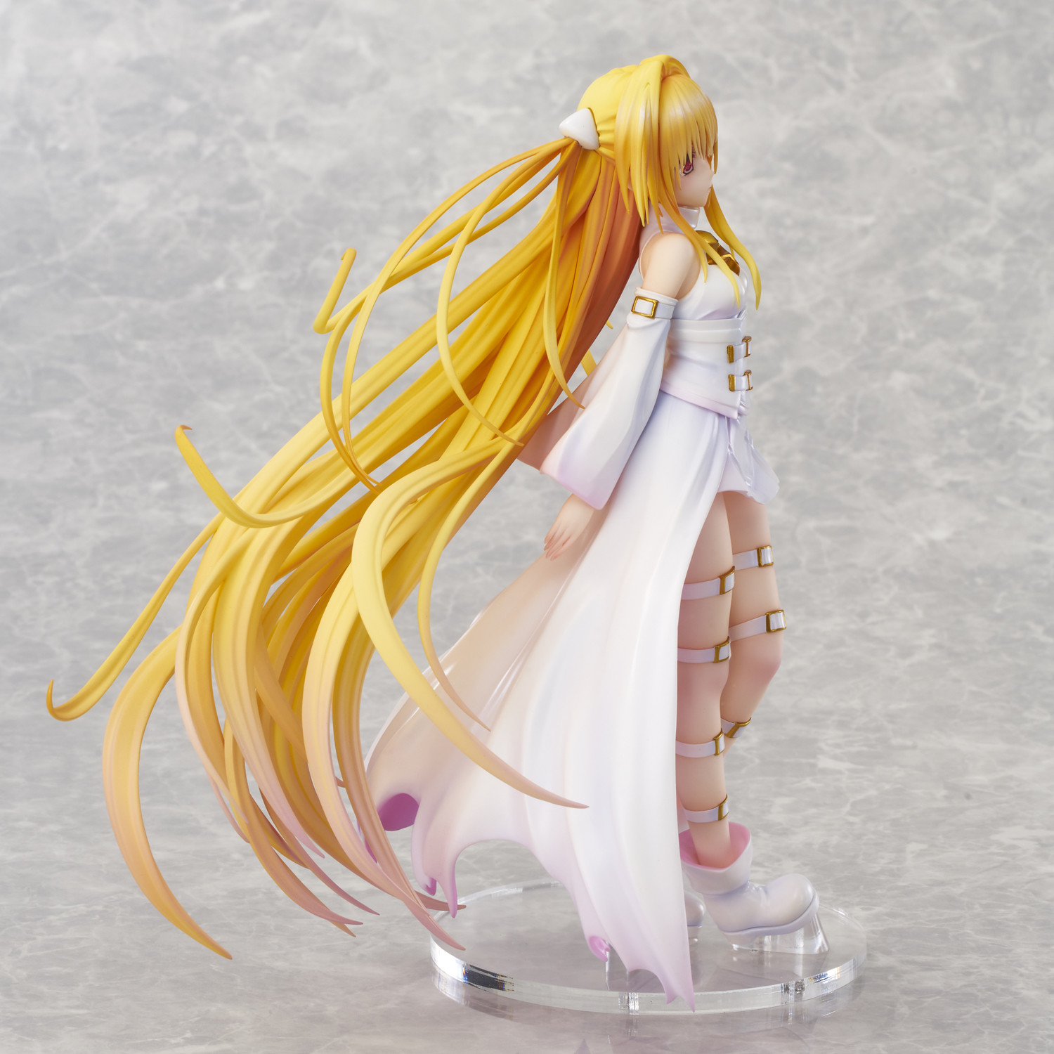 To LOVEru Darkness - Konjiki no Yami - White Trance ver. (Union Creative International Ltd) photo 17