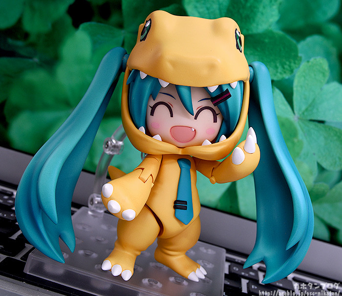 Digimon Adventure - Vocaloid - Hatsune Miku - Nendoroid  (#1439) - Kigurumi Agumon Ver. (Good Smile Company, Plex) photo 10