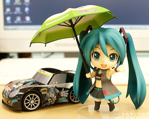 Good Smile Racing - Vocaloid - Hatsune Miku - Nendoroid (#075) - Black Ver. (Good Smile Company) photo 3