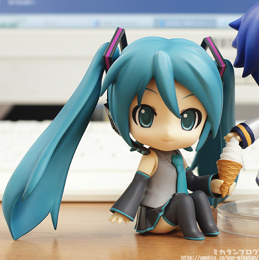 Vocaloid - Hatsune Miku - Nendoroid  (#212) - mikumix Shuukan Hajimete no Miku Hatsune (Good Smile Company) photo 32