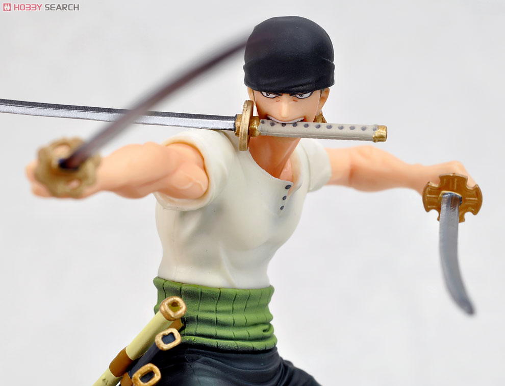 One Piece - Roronoa Zoro - Figuarts ZERO - Battle ver. (Bandai) photo 3