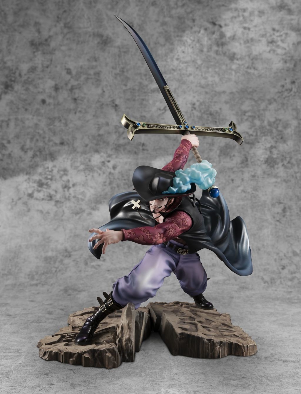 One Piece - Dracule Mihawk - Portrait Of Pirates Maximum (MegaHouse) photo 3