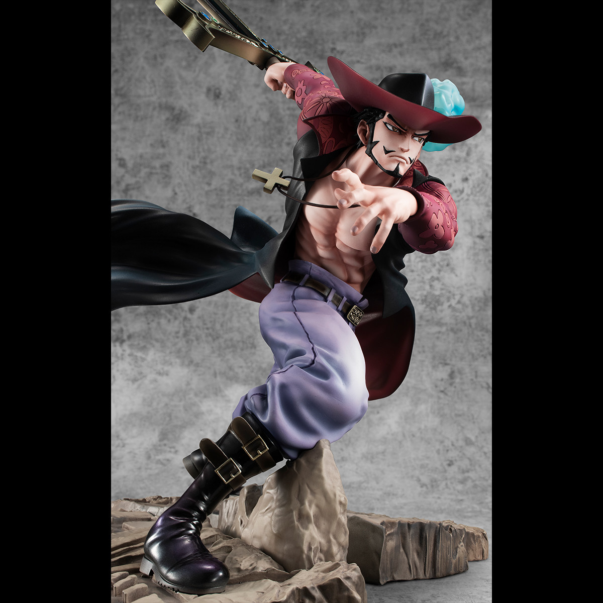 One Piece - Dracule Mihawk - Portrait Of Pirates Maximum (MegaHouse) photo 7
