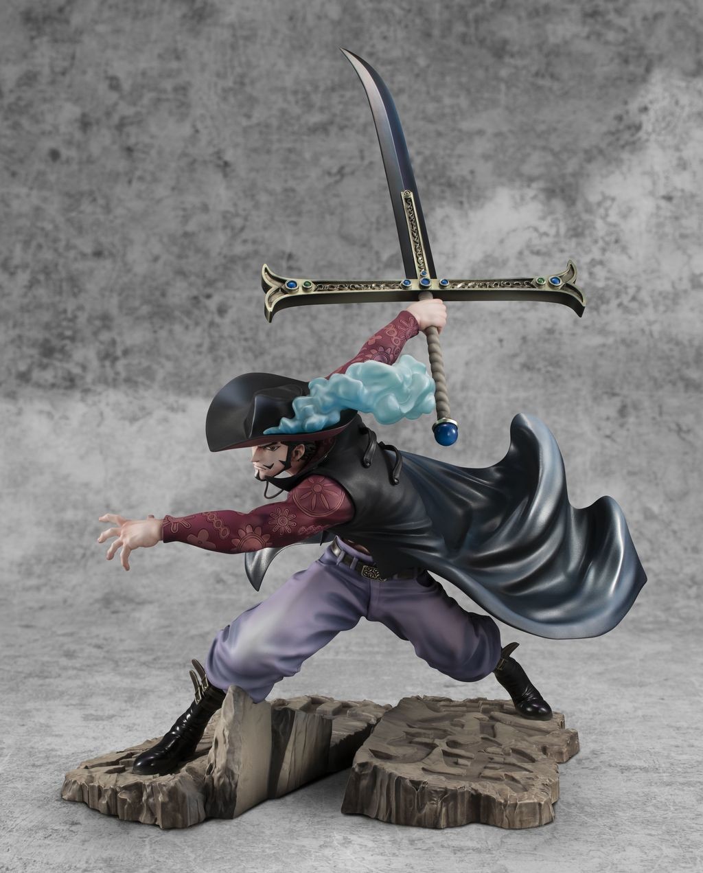 One Piece - Dracule Mihawk - Portrait Of Pirates Maximum (MegaHouse) photo 13