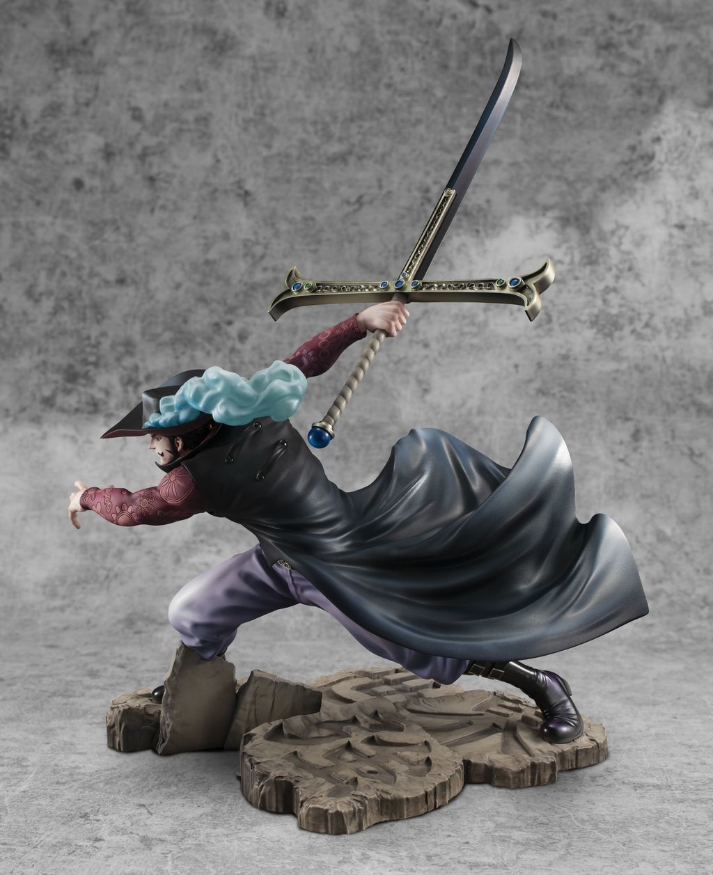 One Piece - Dracule Mihawk - Portrait Of Pirates Maximum (MegaHouse) photo 17