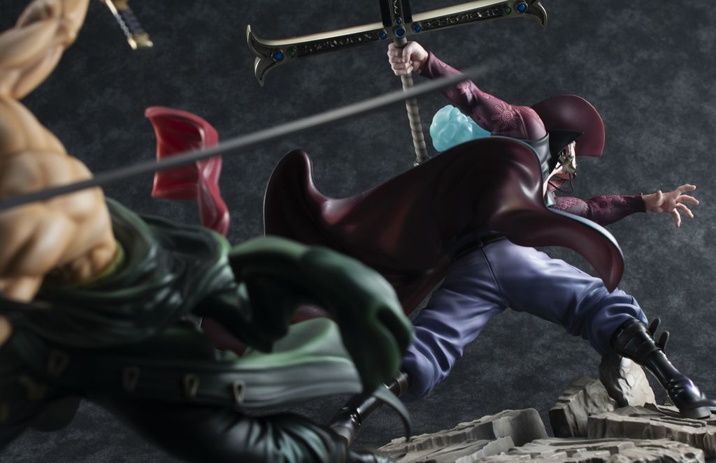 One Piece - Dracule Mihawk - Portrait Of Pirates Maximum (MegaHouse) photo 18