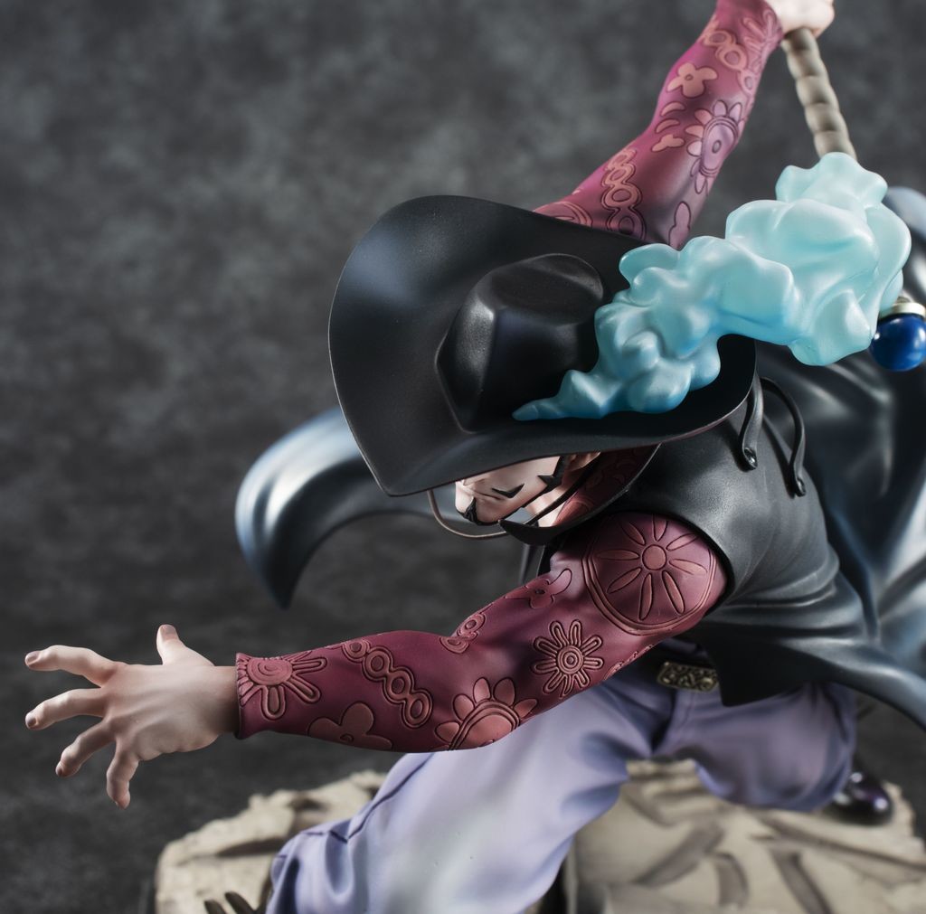 One Piece - Dracule Mihawk - Portrait Of Pirates Maximum (MegaHouse) photo 20