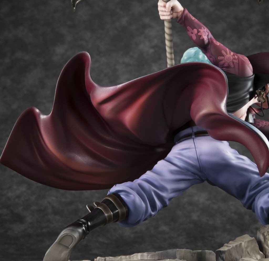 One Piece - Dracule Mihawk - Portrait Of Pirates Maximum (MegaHouse) photo 22