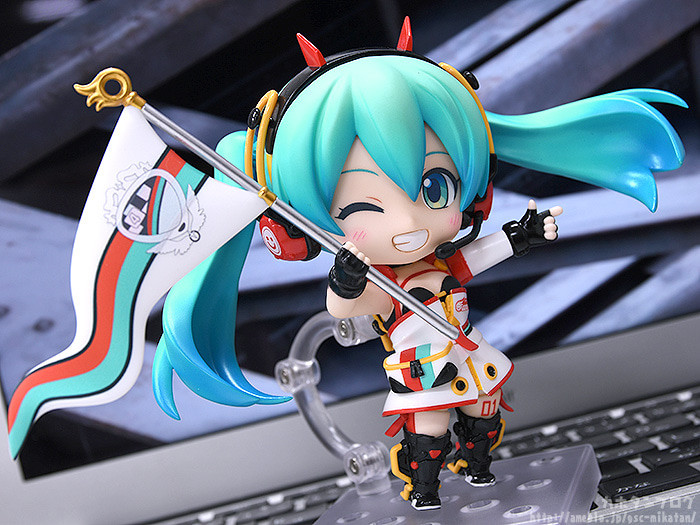 Good Smile Racing - Hatsune Miku - Nendoroid (#1293) - Racing 2020 Ver. (Good Smile Company, GOOD SMILE Racing) photo 2