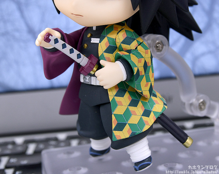 Kimetsu no Yaiba - Kasugaigarasu - Tomioka Giyu - Nendoroid  (#1408) (Good Smile Company) photo 18