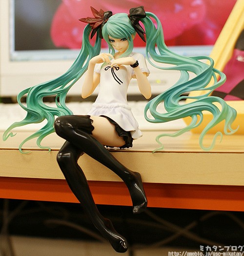 Vocaloid - Hatsune Miku - World Is Mine - 1/8 - Brown Frame (Good Smile Company) photo 3