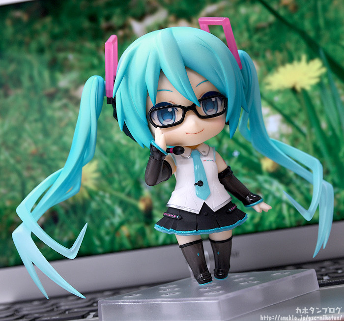Vocaloid - Hatsune Miku - Nendoroid (#1309) - V4X (Good Smile Company) photo 5