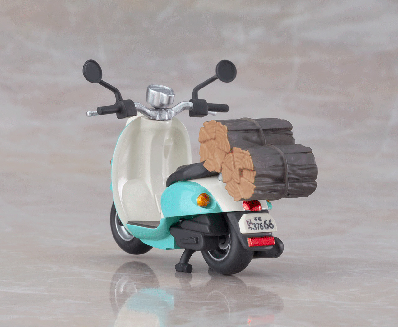 Yurucamp - Shima Rin - Nendoroid (#1451) - Touring Ver. (Max Factory) photo 4