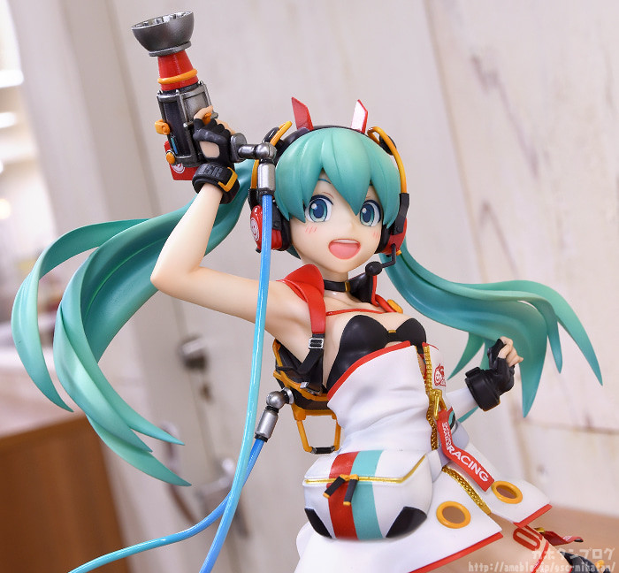 Good Smile Racing - Hatsune Miku - 1/8 - Racing 2020 Ver. (Good Smile Company, GOOD SMILE Racing) photo 13