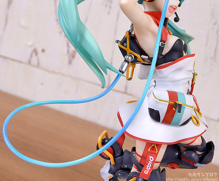 Good Smile Racing - Hatsune Miku - 1/8 - Racing 2020 Ver. (Good Smile Company, GOOD SMILE Racing) photo 20