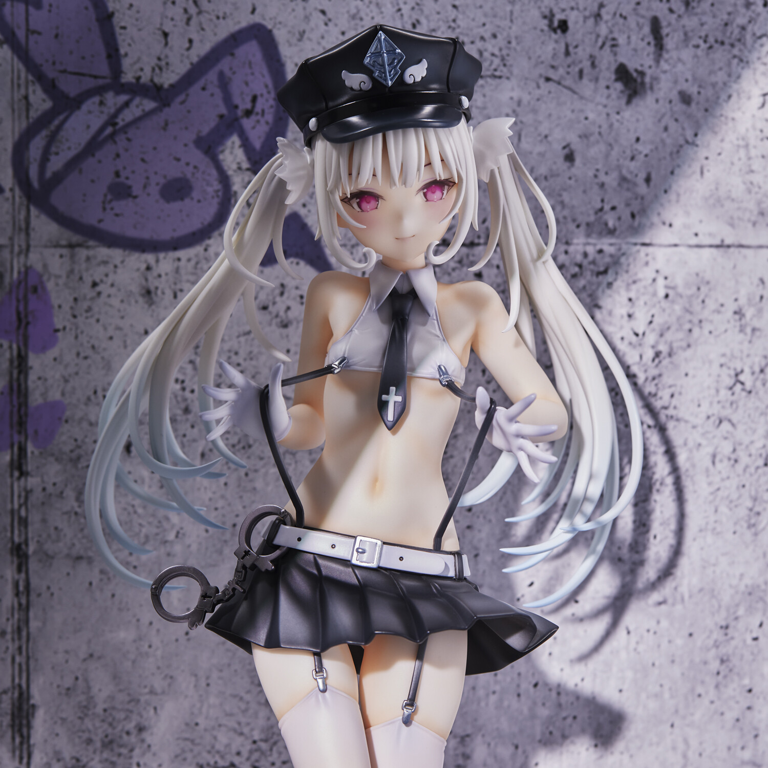 Original - Elle - Angel Police (Union Creative International Ltd) photo 3