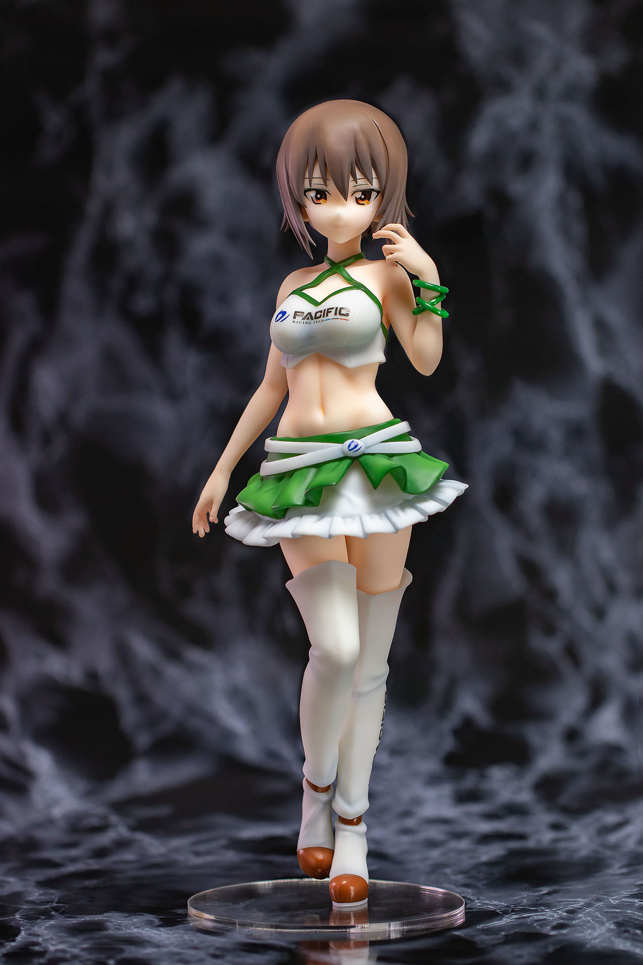 Girls und Panzer Gekijouban - Nishizumi Maho - 1/5 - Pacific Racing Team, Race Queen Ver. (B'full) photo 8