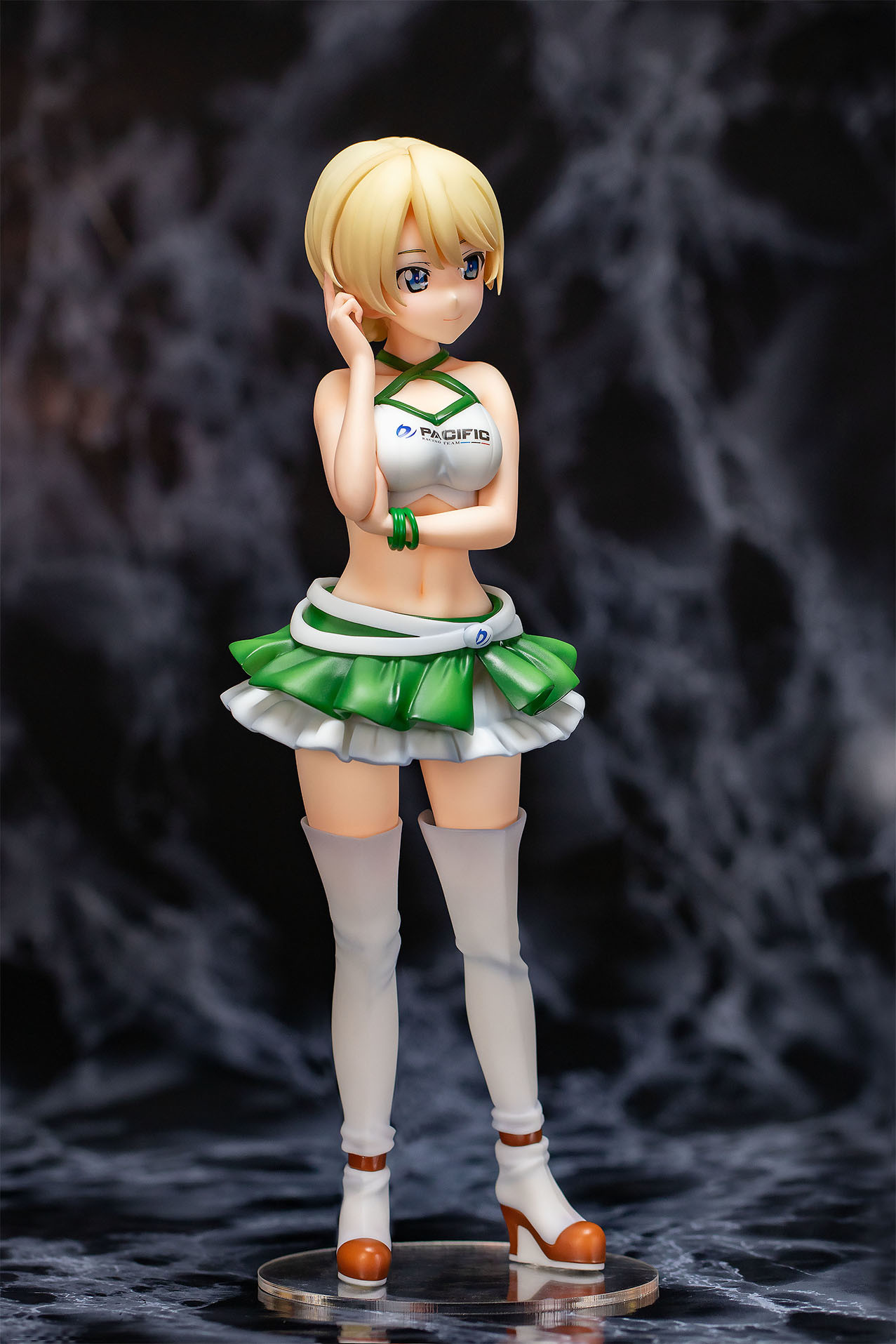 Girls und Panzer Gekijouban - Darjeeling - 1/5 - Pacific Racing Team, Race Queen Ver. (B'full) photo 7
