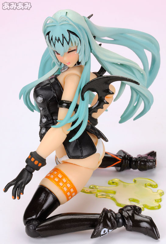 Queen's Gate - Alice - Revoltech - QB-015 - 1/12 - Boost Ver. (Kaiyodo) photo 6