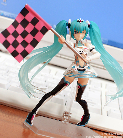 Good Smile Racing - Vocaloid - Hatsune Miku - Figma (#SP-045) - Racing 2012 (Good Smile Company) photo 5