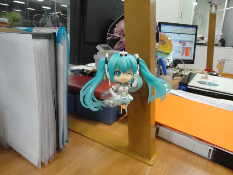 Good Smile Racing - Vocaloid - Hatsune Miku - Nendoroid (#239) - Racing 2012 (Good Smile Company) photo 9