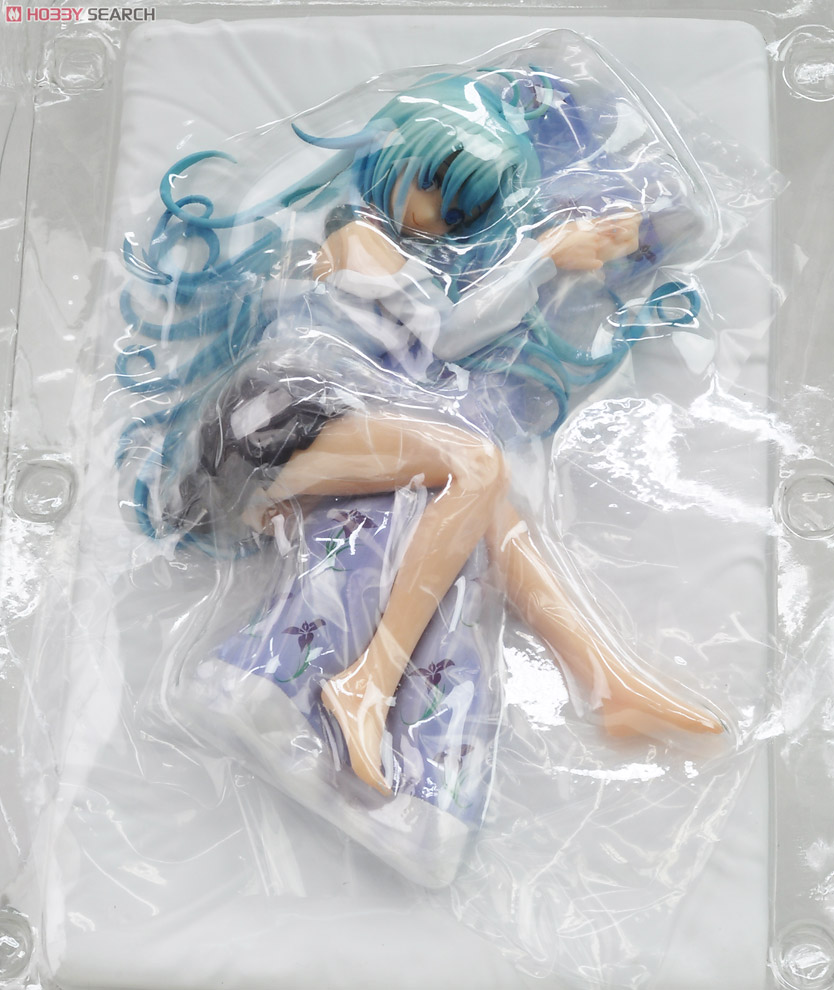 Denpa Onna to Seishun Otoko - Touwa Erio - 1/8 - Hugging Futon ver. (Chara-Ani) photo 4